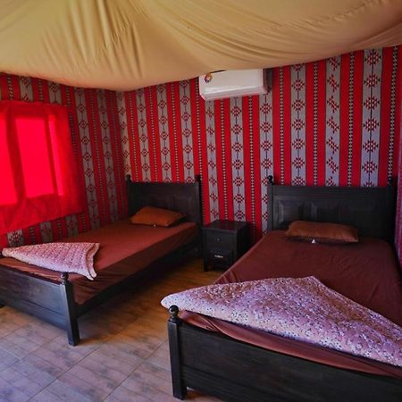 Oryx Camp Hotel วาดิรัม ภายนอก รูปภาพ